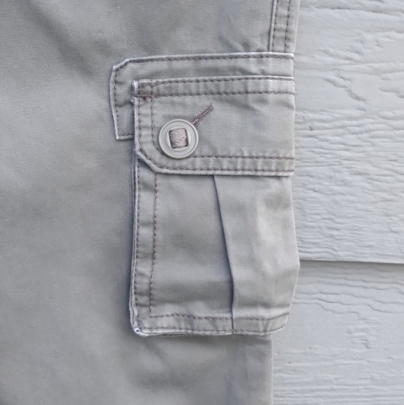 Cargo Capri pants size 3 - Picture 6 of 10